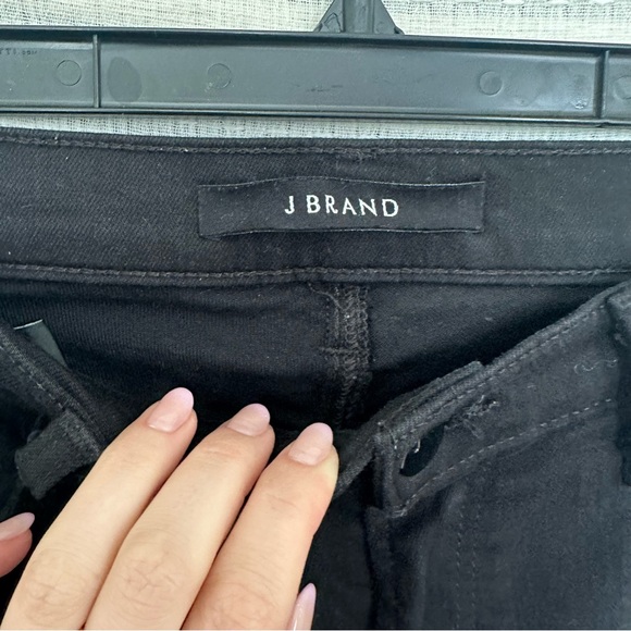 J Brand 620 Mid Rise Super Skinny Seriously Black Denim - Picture 5 of 10